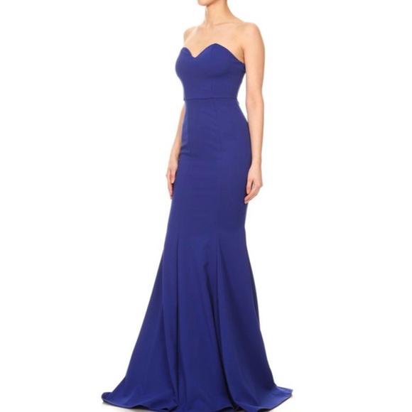 BLUSH MERMAID SLEEVELESS DRESS - Picture 3 of 4